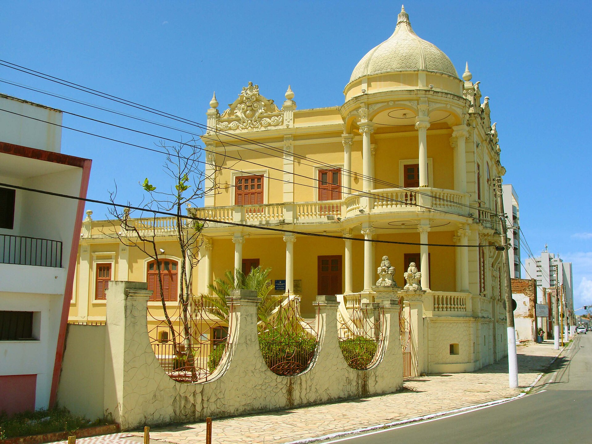Imagem de referência de Museu Théo Brandão, descrito nos dados abertos como patrimônio cultural e histórico de Alagoas