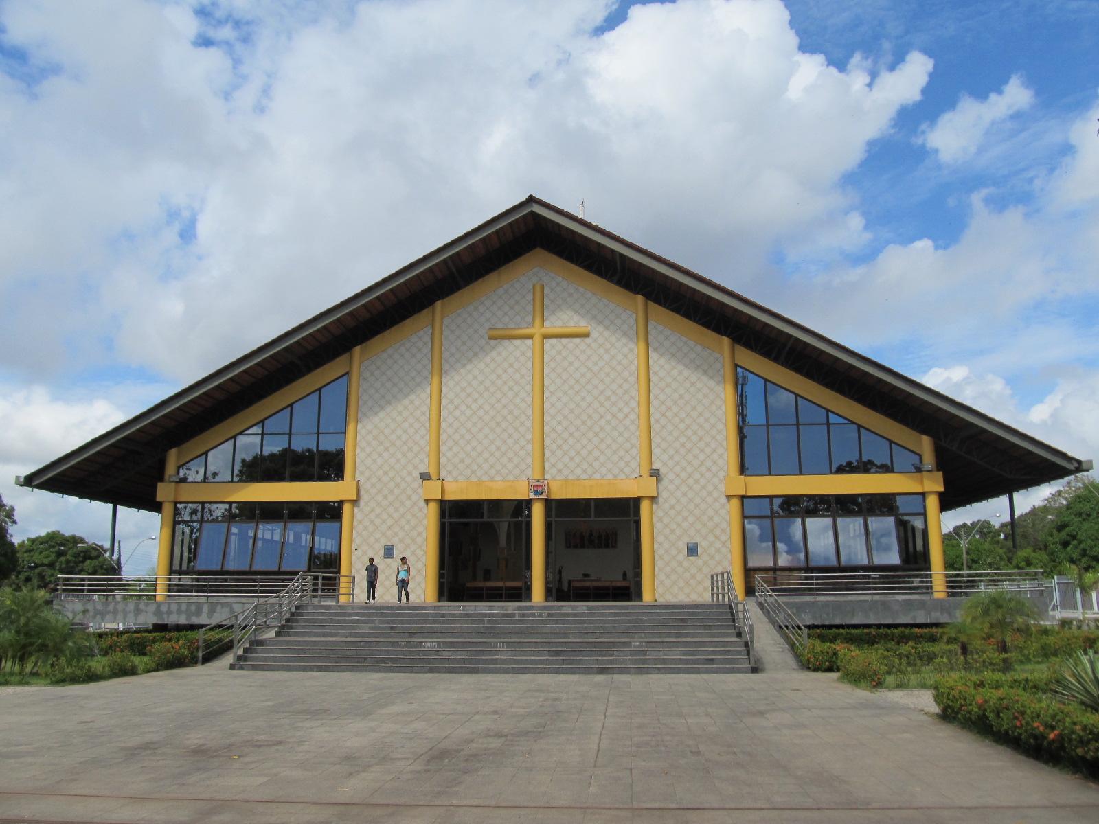 Imagem de referência de Catedral de São José de Macapá, descrito nos dados abertos como igreja em Macapá, Brasil
