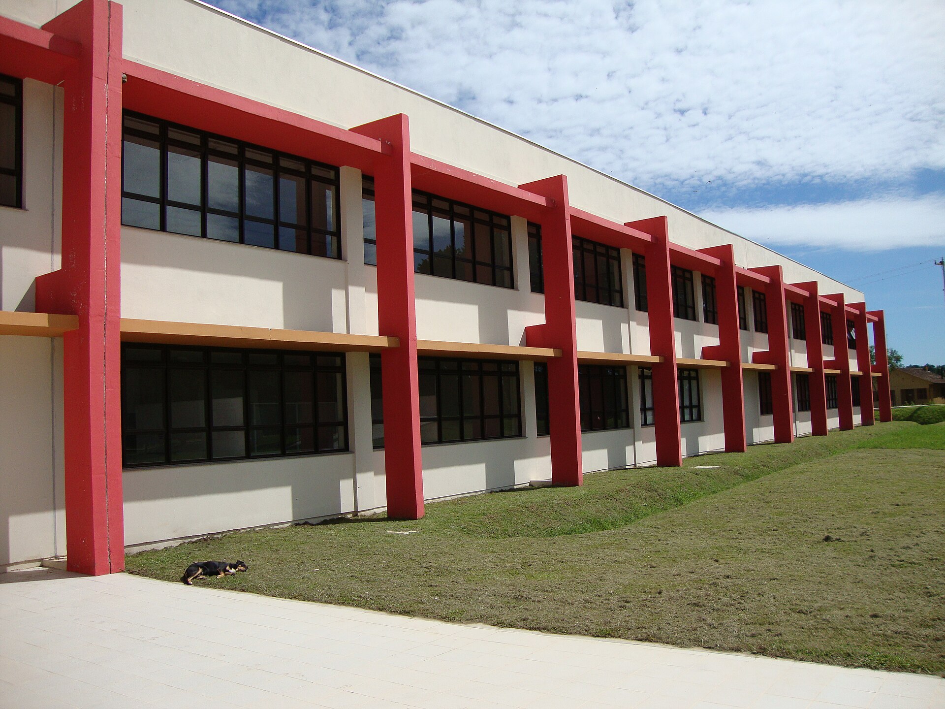 Imagem de referência de Universidade Federal do Pampa, descrito nos dados abertos como universidade pública federal em Bage, Rio Grande do Sul