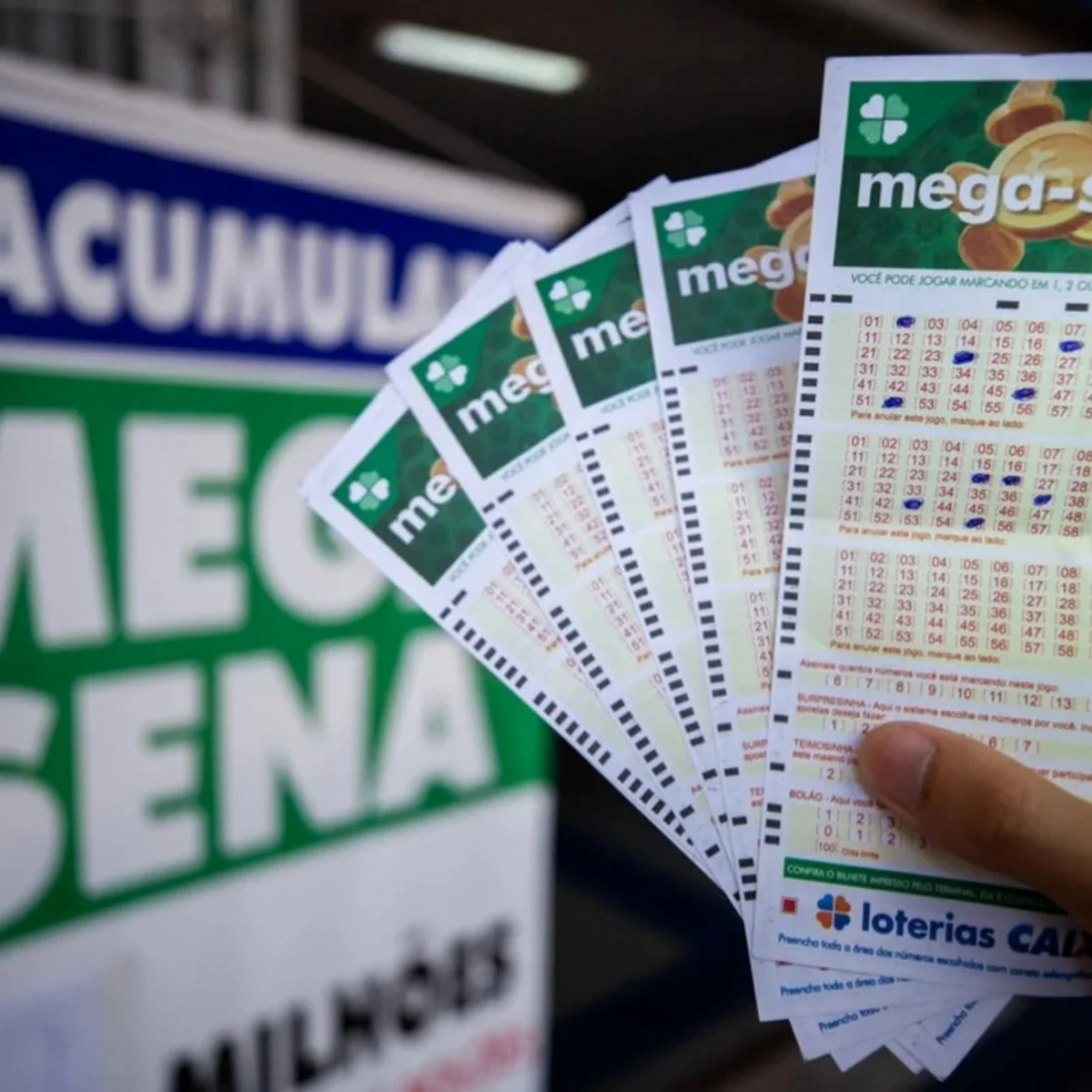 Mega-Sena acumula e prêmio vai a R$ 52 milhões. Veja dezenas sorteadas