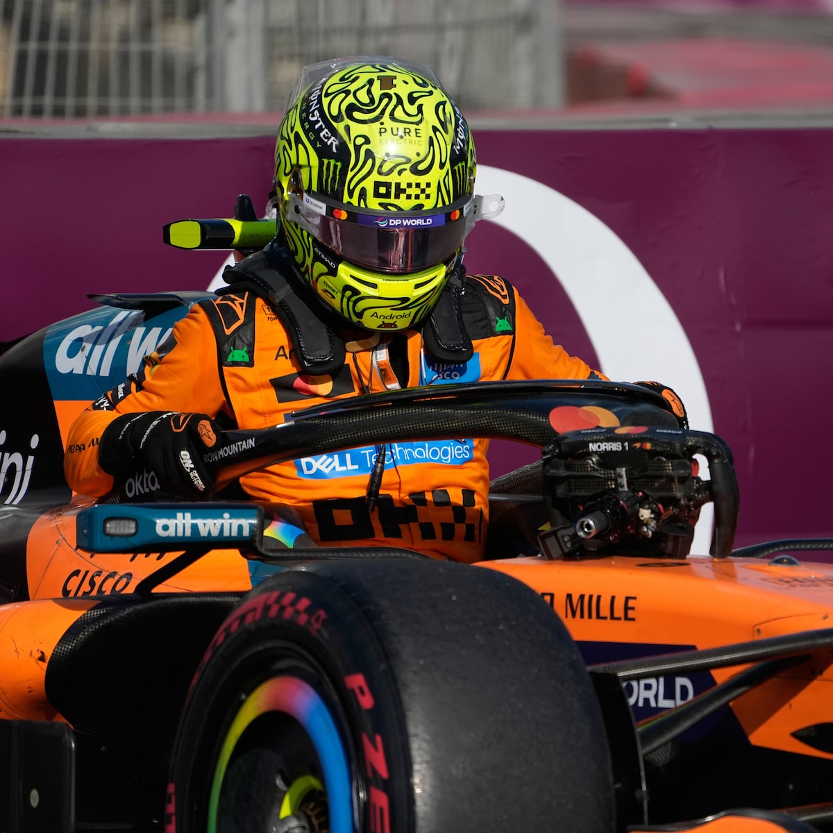 Norris se irrita com acidente no GP do Azerbaijão: ‘Alguns pilotos não deveriam estar na F1’