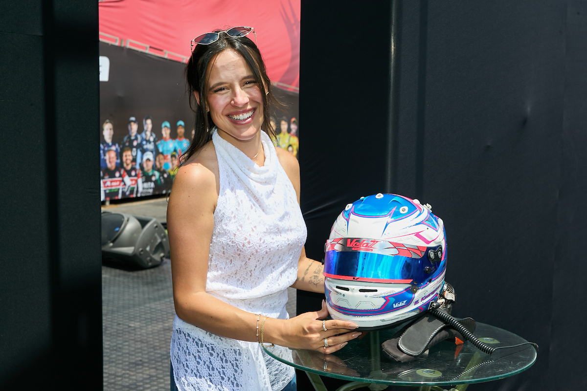 Animado, Camarote Metrópoles curte Stock Car, Fórmula 4 e Turismo Nacional
