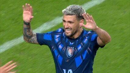 Veja o gol e a assistência de Arrascaeta na vitória do Uruguai contra a Coreia do Sul