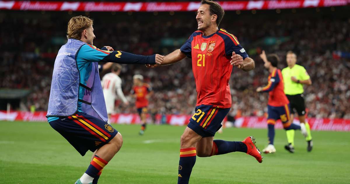 Espanha vence Inglaterra de virada no Wembley