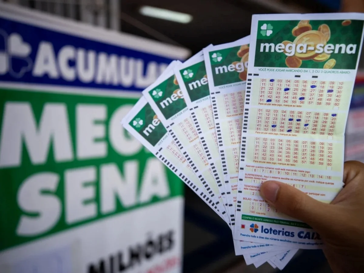 Mega-Sena acumula e prêmio vai a R$ 52 milhões. Veja dezenas sorteadas