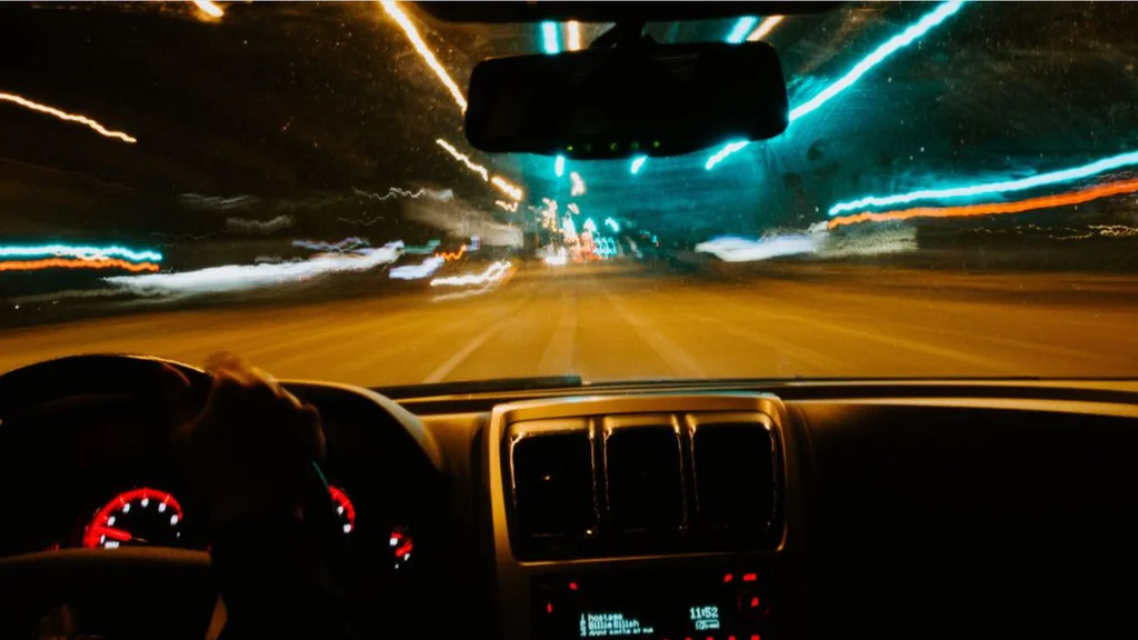Por que tem diferença entre a velocidade do velocímetro e a do GPS?
