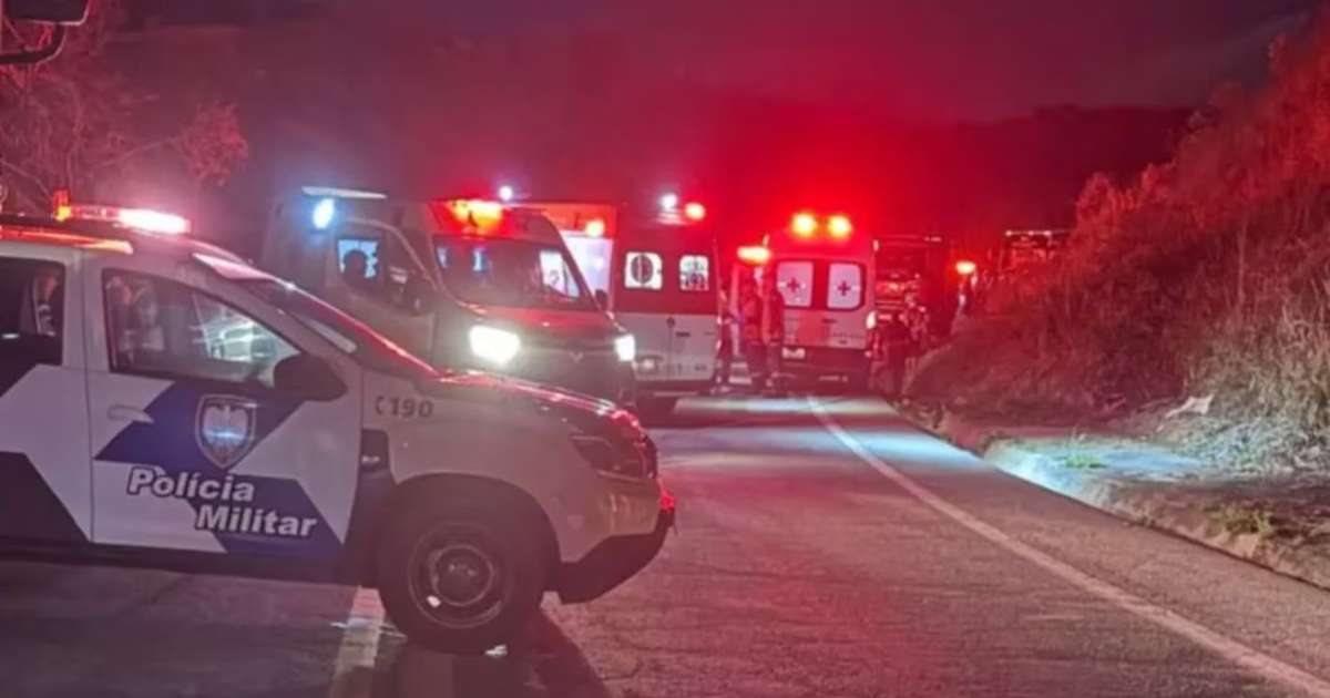 Acidente com ônibus deixa 3 mortos e 44 feridos em rodovia no Espírito Santo