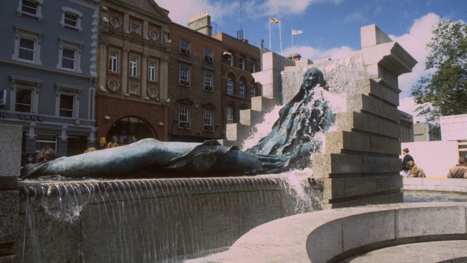 'Floozie no Jacuzzi' entre as histórias delineadas para o Festival de História de Dublin