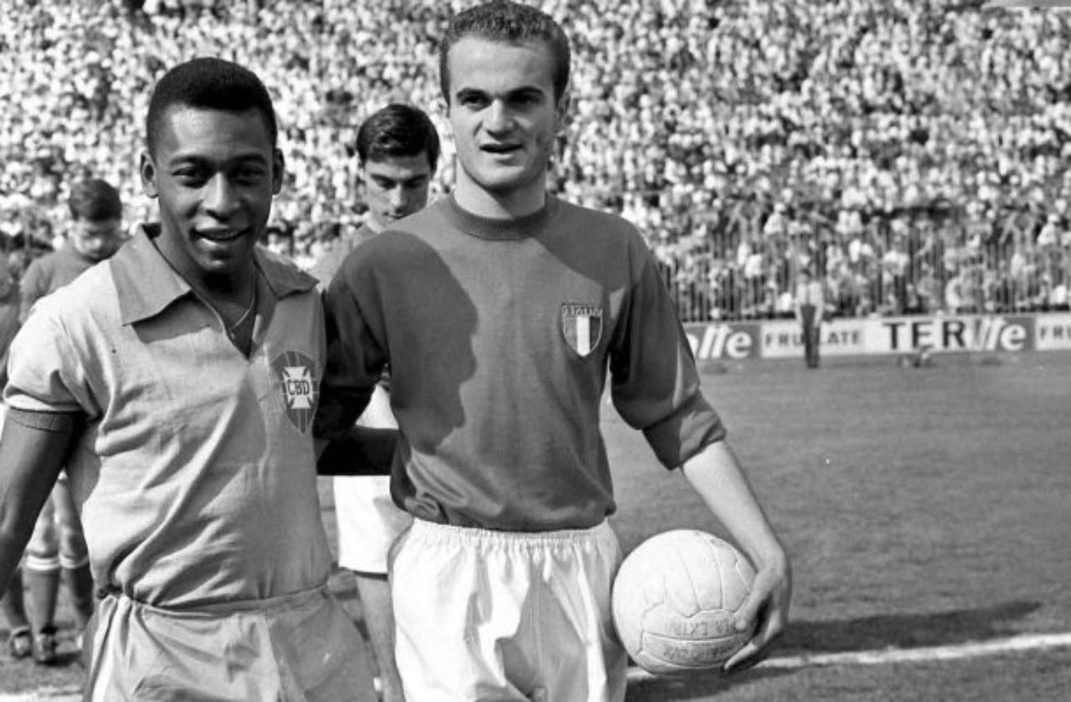 Sandro Mazzola &eacute; &iacute;dolo do futebol italiano &ndash;