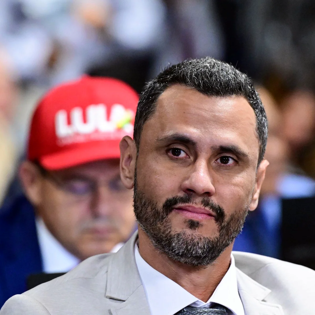 Cleitinho pode vencer no 1º turno? Veja o que dizem as pesquisas
