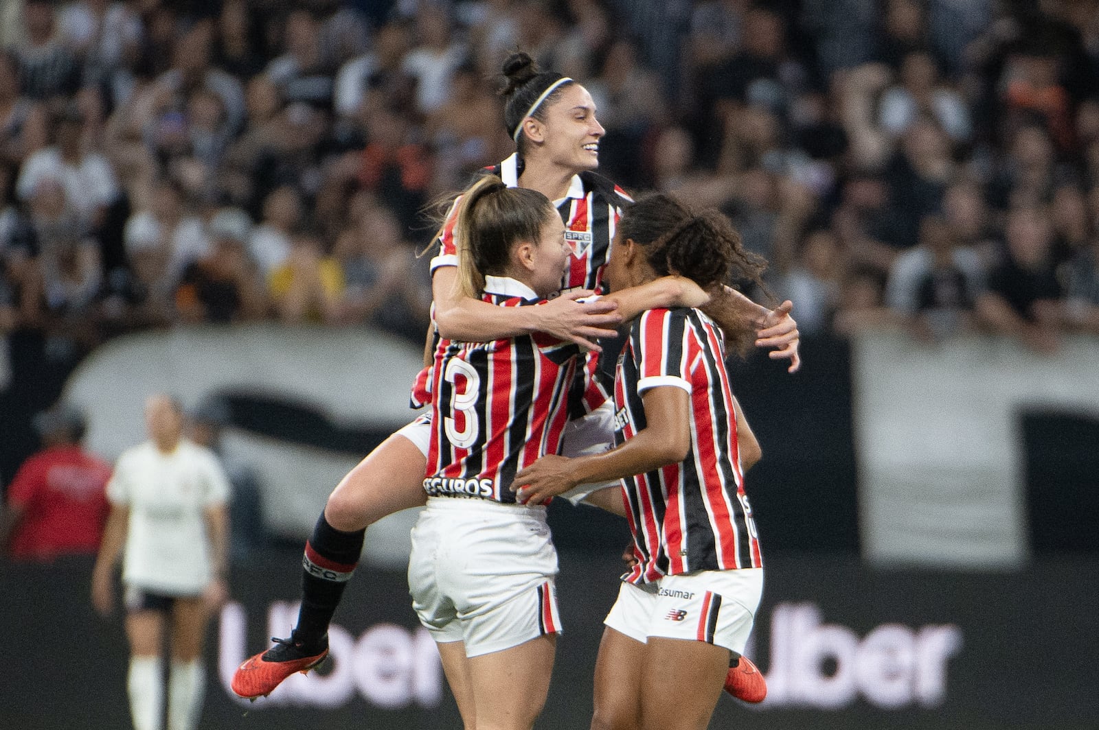 O São Paulo venceu o Corinthians de virada, por 2 a 1, na Neo Química Arena ANDERSON ROMÃO/AGIF - AGÊNCIA DE FOTOGRAFIA/ESTADÃO CONTEÚDO - 26.09.2026