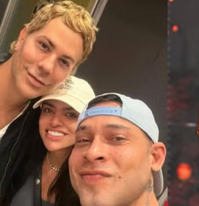 Ramon Dino, maior fisiculturista do Brasil, tieta ex-RBD Cristhian Chávez em SP Foto: Instagram/Reprodução