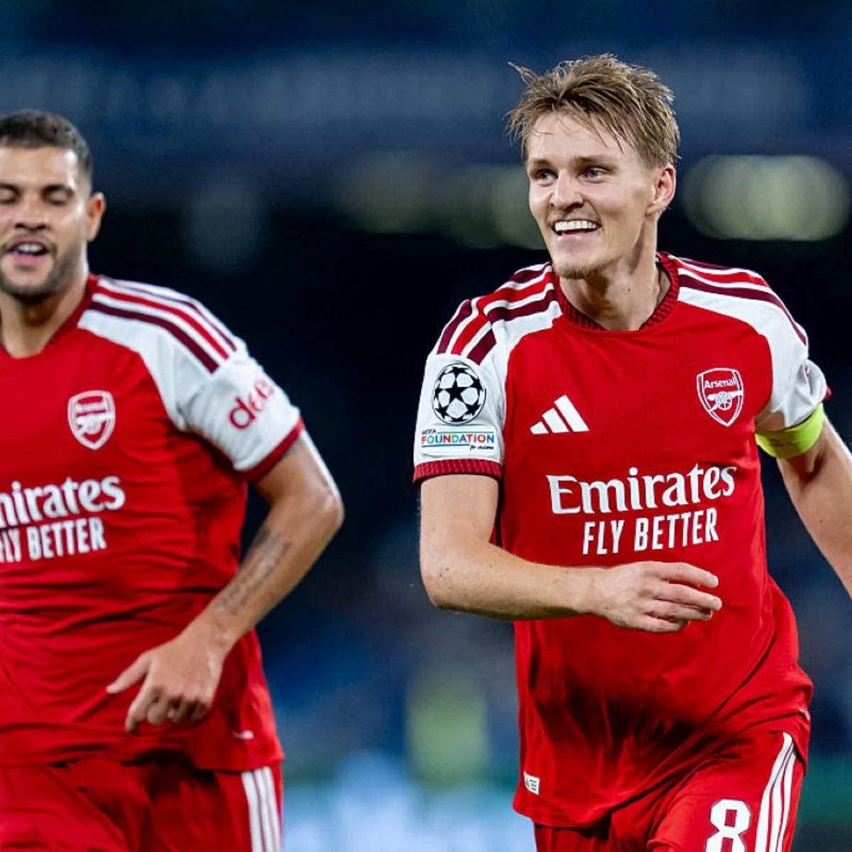 Na Itália, Arsenal bate o Napoli pela primeira rodada da Champions