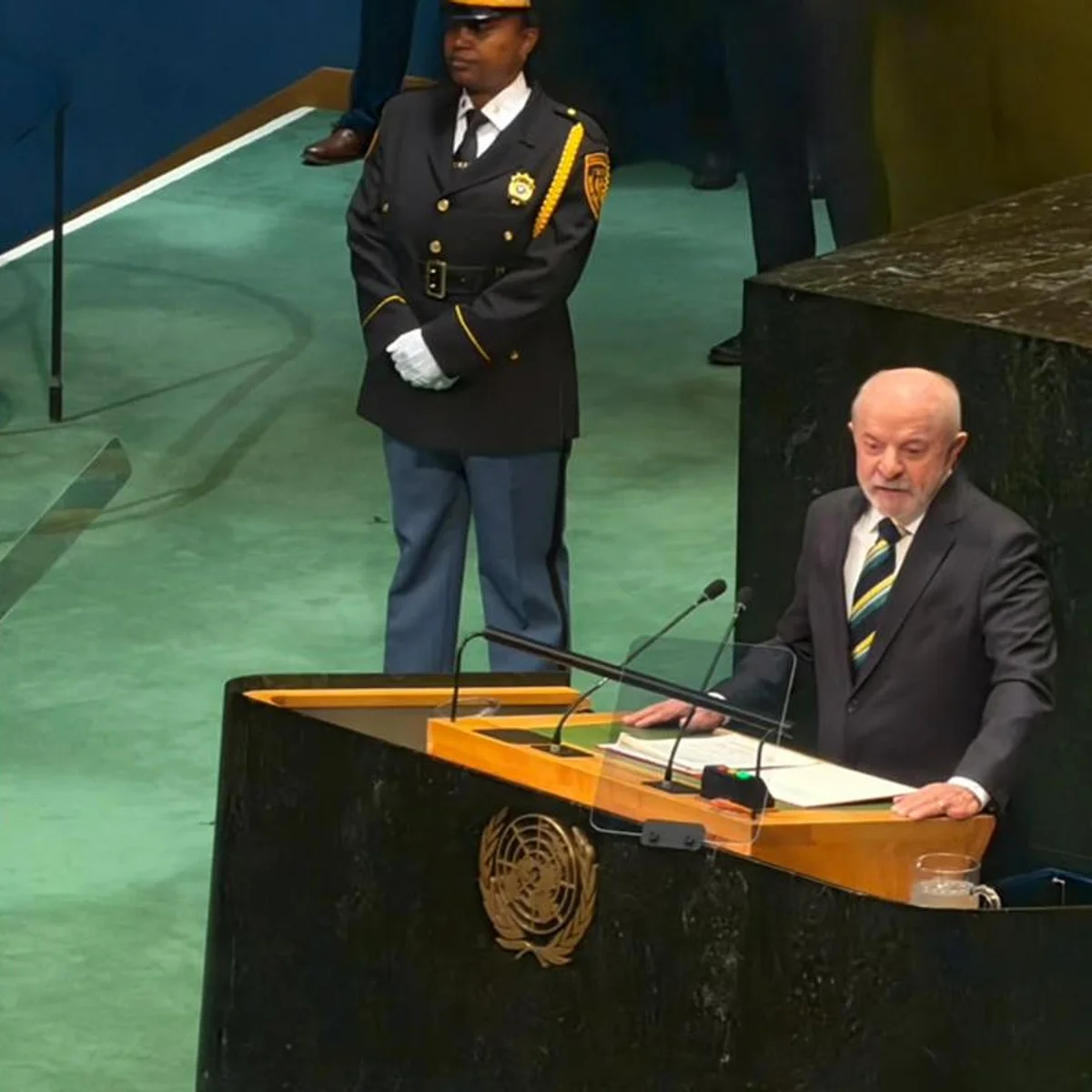 Lula é aplaudido quatro vezes durante discurso de 18 minutos na ONU