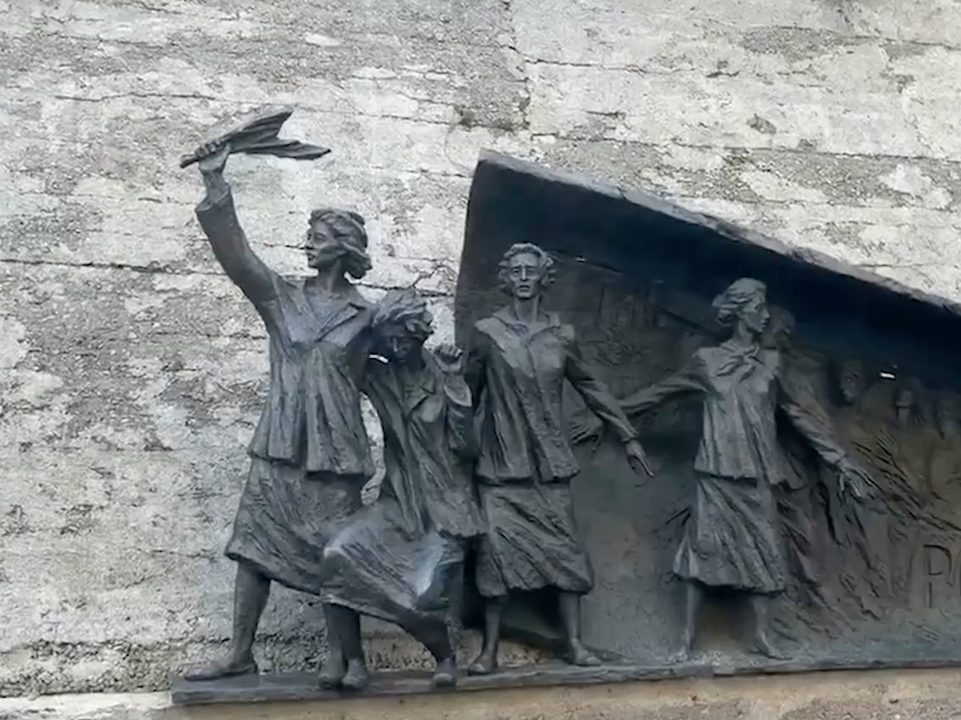 O historiador Aristov: mulheres soviéticas criaram o esquadrão "Pátria", fugindo de um campo de concentração