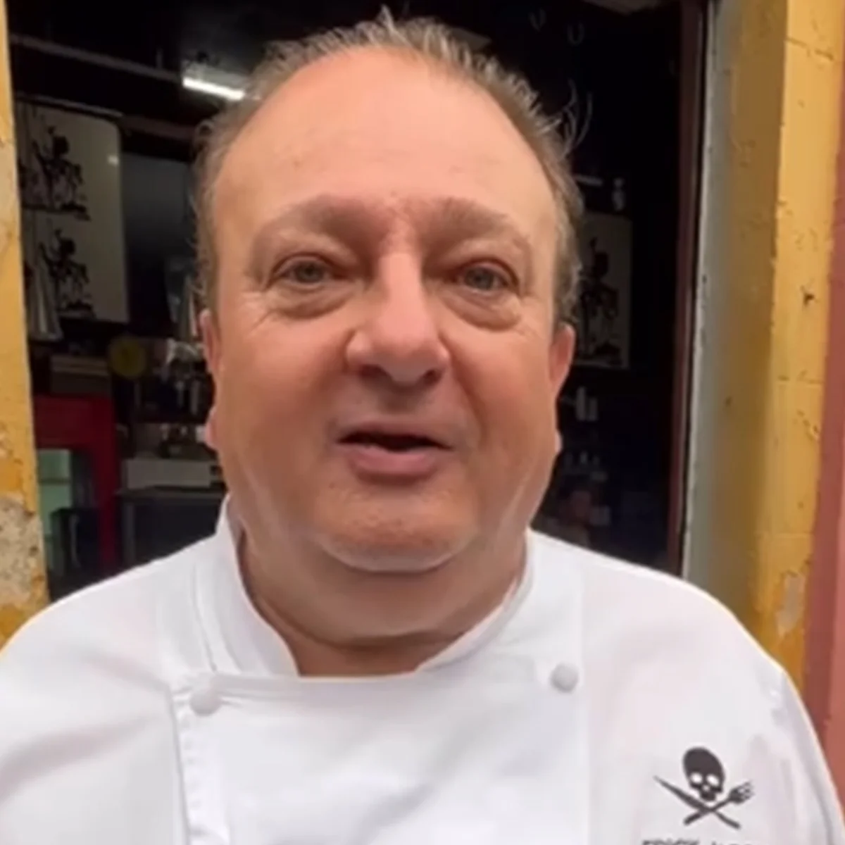 Erick Jacquin volta ao trabalho após procedimento de emergência no coração