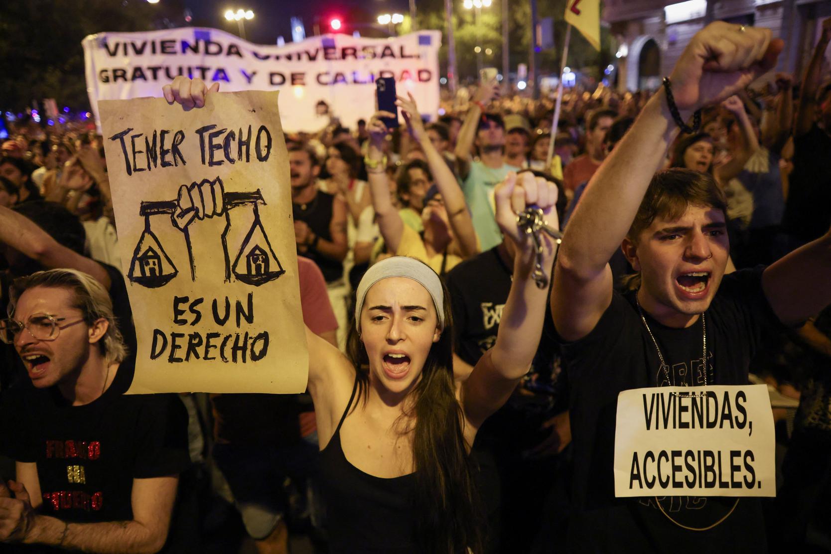 Protestantes em Madri exigem melhor proteção aos inquilinos
