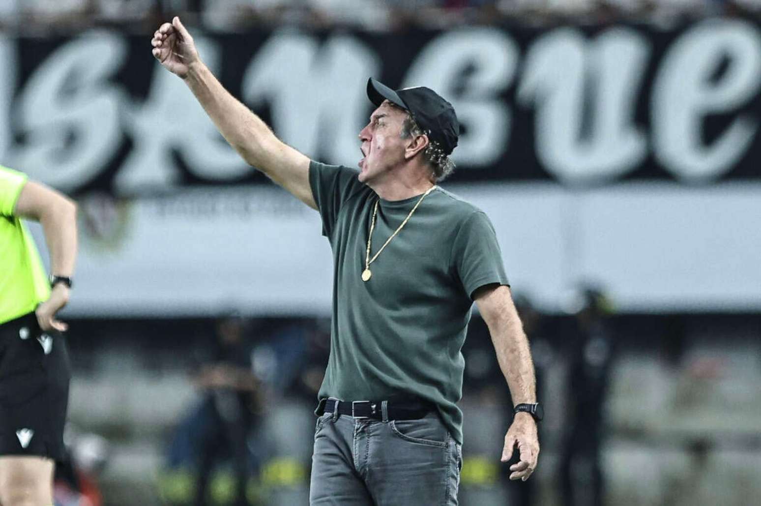 Na reta final, Cuca ter&aacute; fartura de op&ccedil;&otilde;es para escalar o Santos &ndash;
