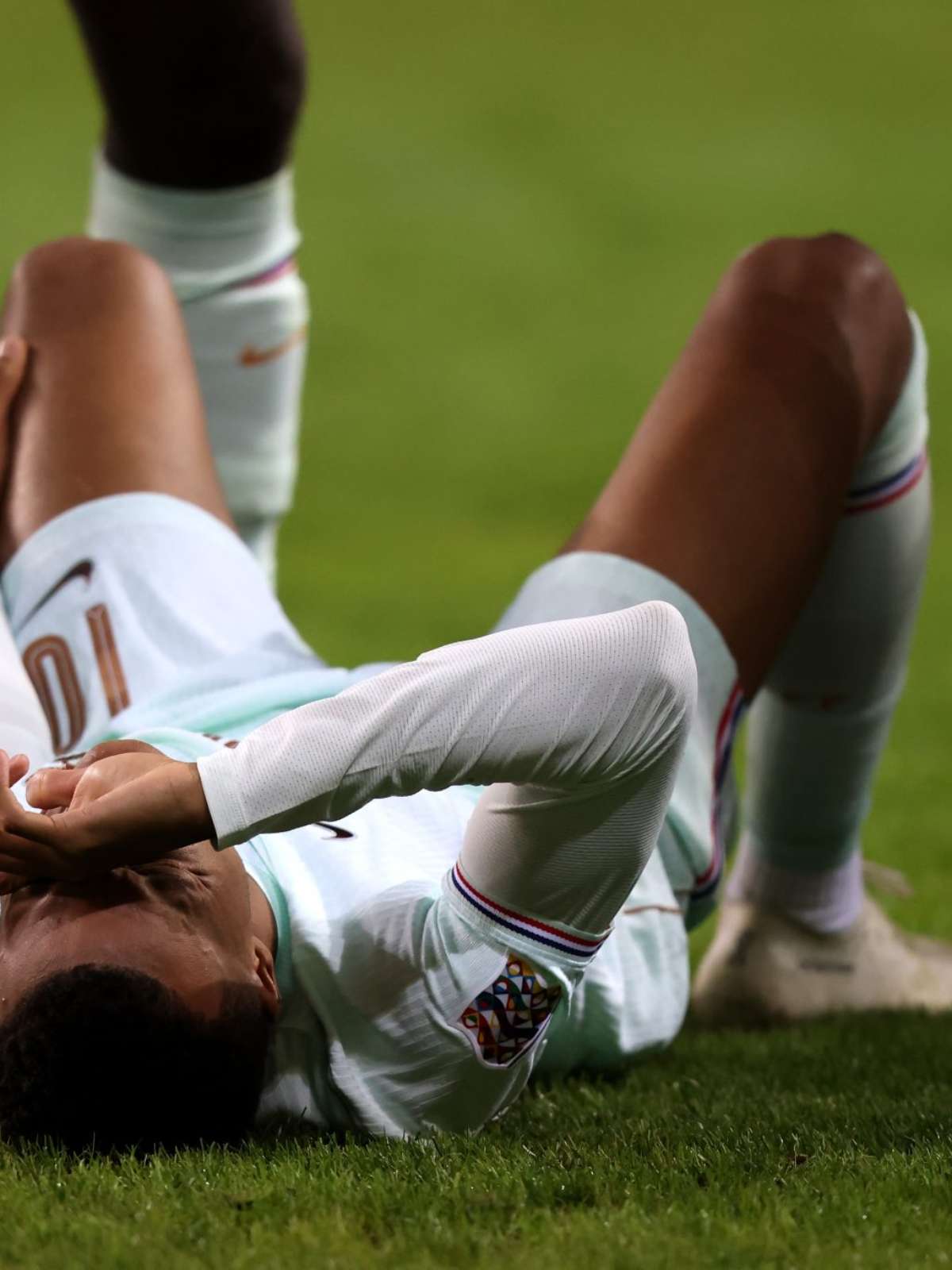 Real Madrid confirma e detalha lesão de Mbappé durante data Fifa pela França