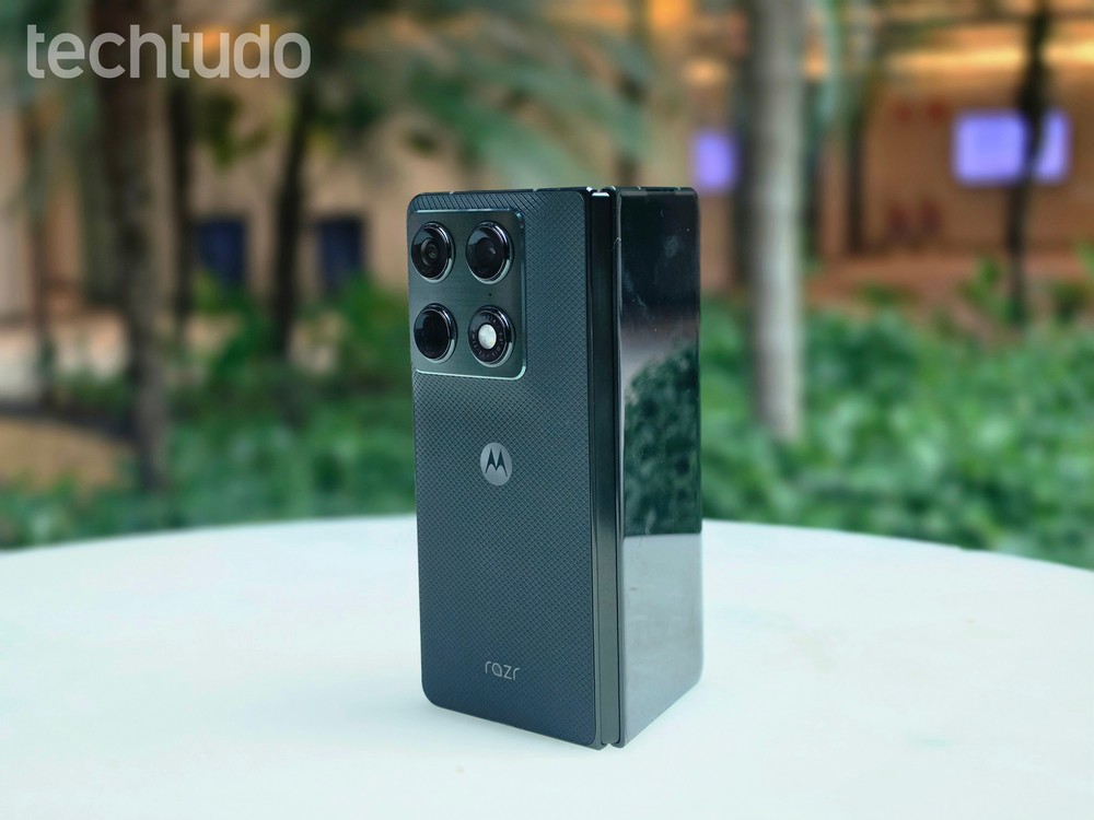 iPhone Duo, Galaxy Z Fold8 e mais: por que o celular passaporte virou moda?