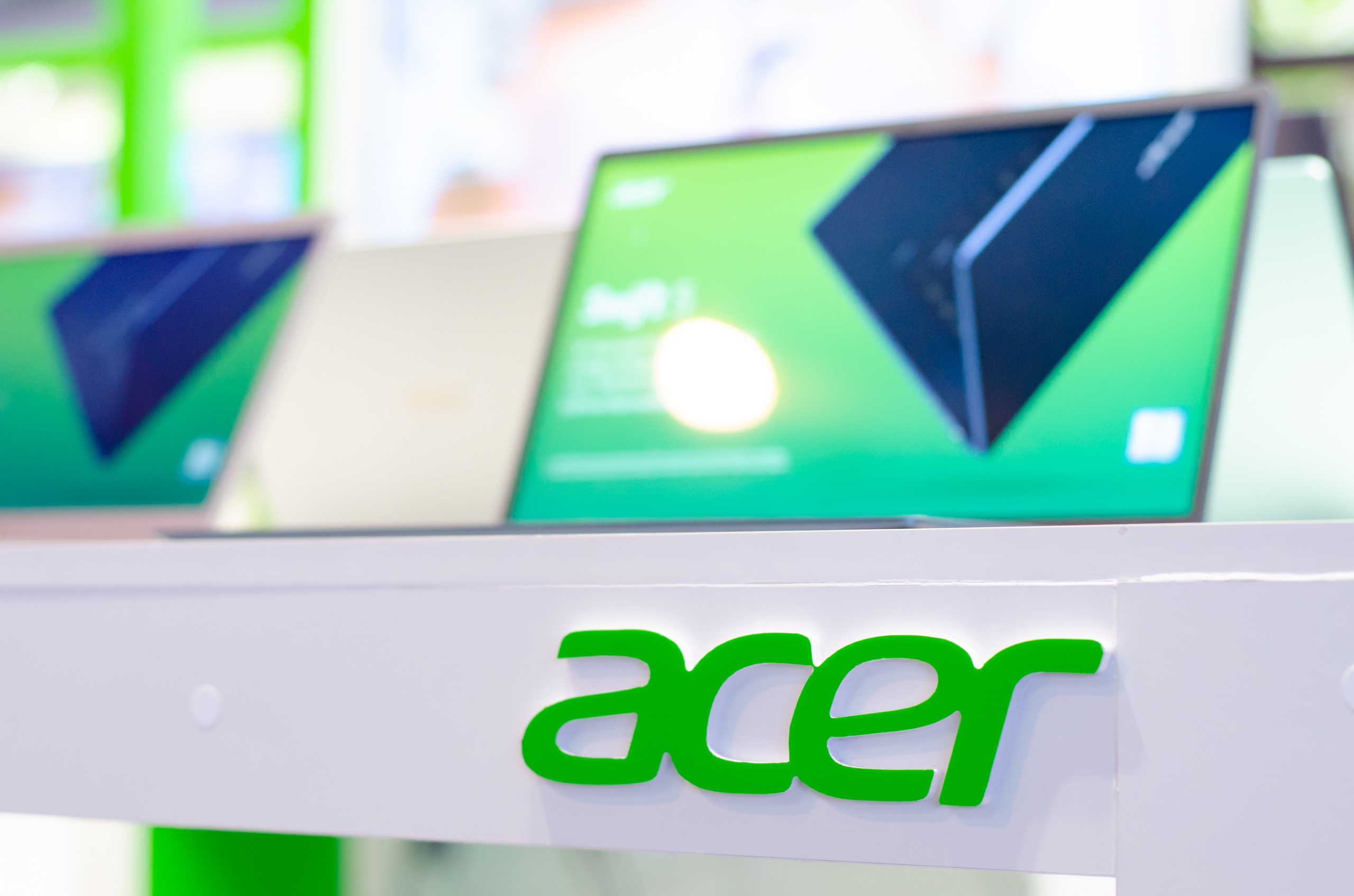 Preços de PCs podem cair em 2027 após nova alta, prevê CEO da Acer em meio à crise global de memória
