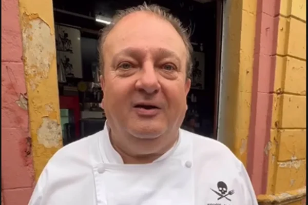 Erick Jacquin volta ao trabalho após procedimento de emergência no coração