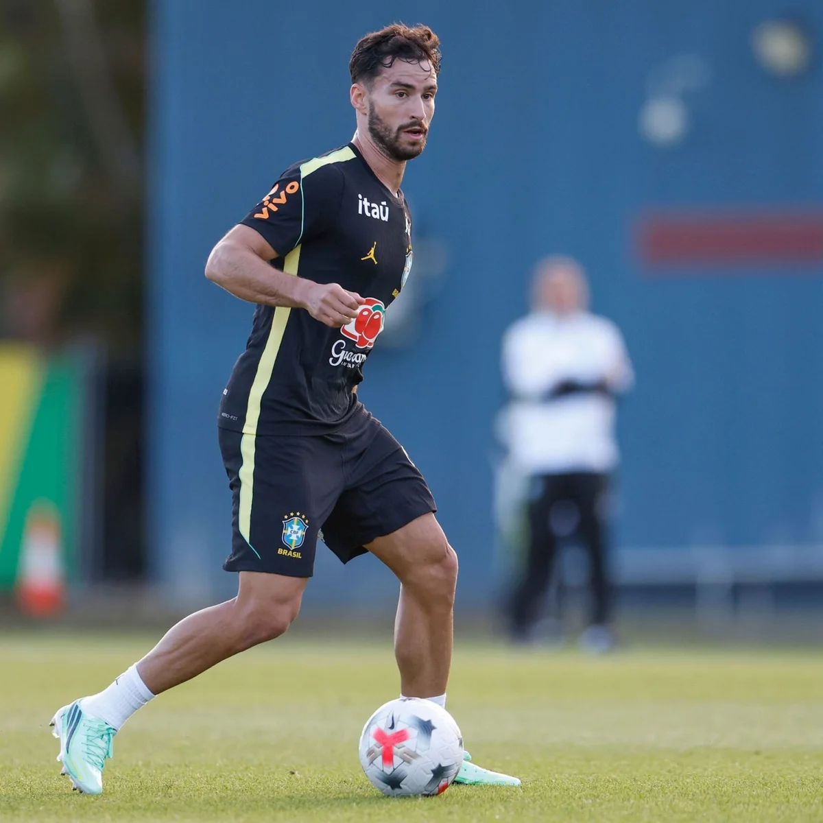 Martinelli exalta chance de atuar na Seleção Brasileira: "É um privilégio"