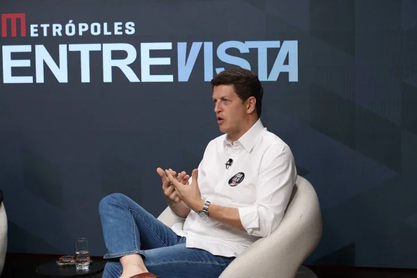 Ricardo Salles desiste de candidatura ao Senado após acordo com Tarcísio