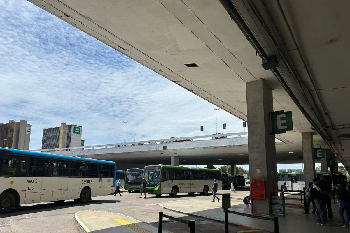 Greve dos rodoviários: empresas oferecem reajuste salarial de 6%