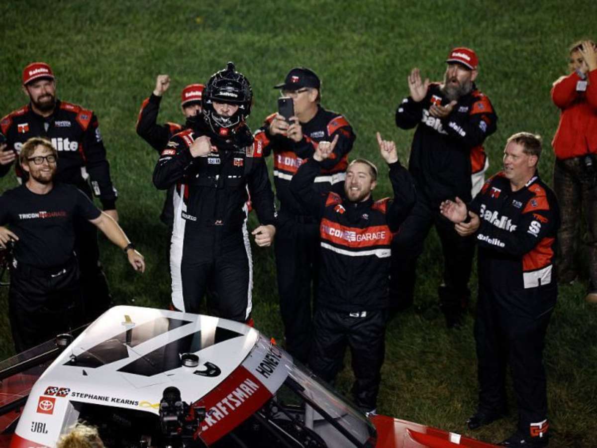 NASCAR Truck: Kaden Honeycutt vence em Kansas e assume liderança do Chase
