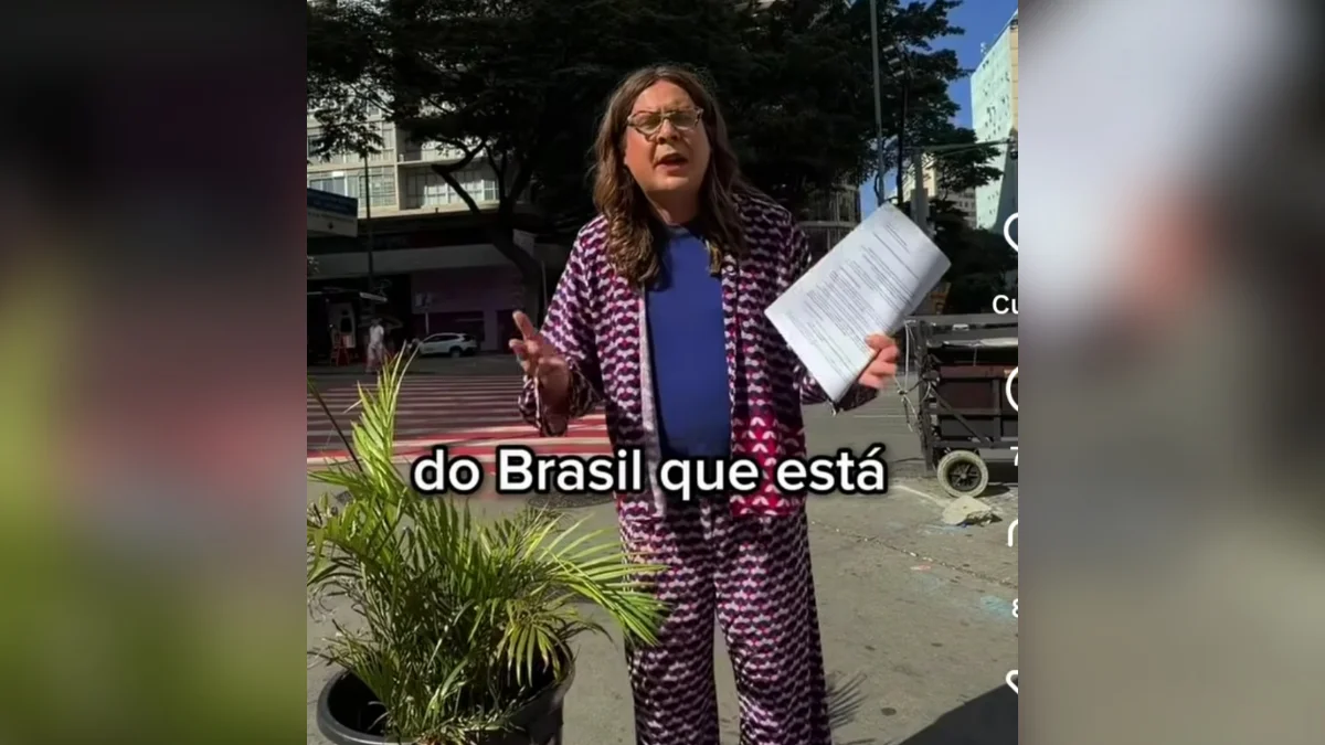 Justiça Eleitoral notifica Duda Salabert por causa de material de campanha
