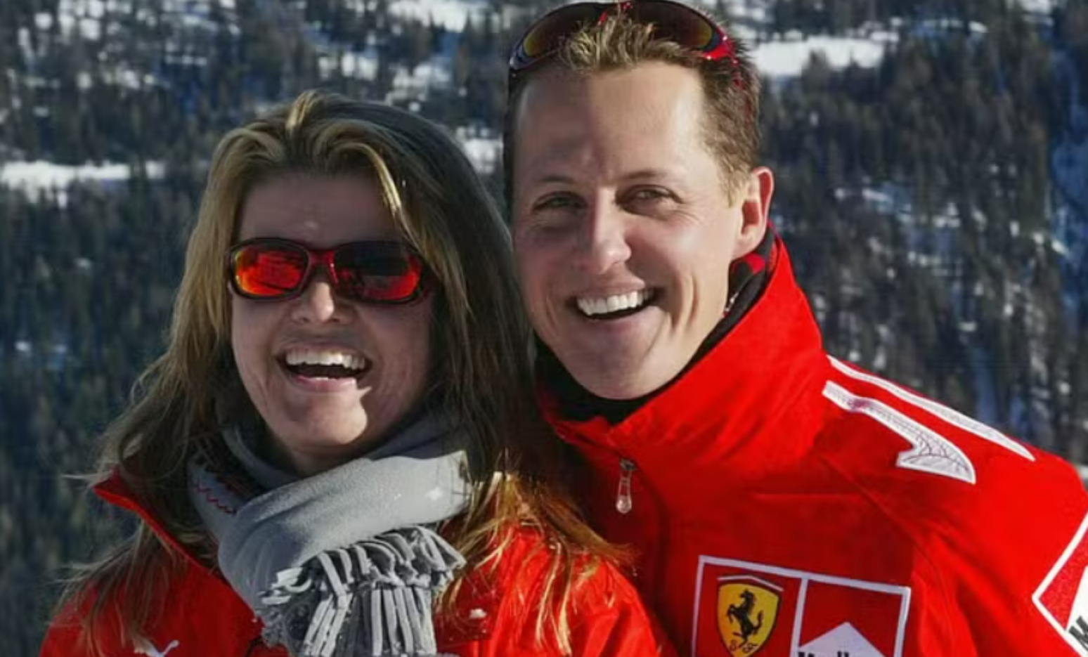 Em document&aacute;rio, esposa de Schumacher tem apari&ccedil;&atilde;o rara e fala sobre o acidente sofrido pelo ex-piloto