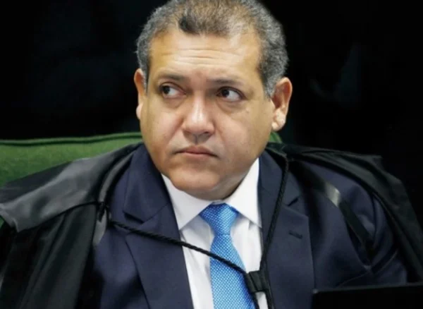 Fachin segura processo que implica irmã e aliado de Kassio Nunes