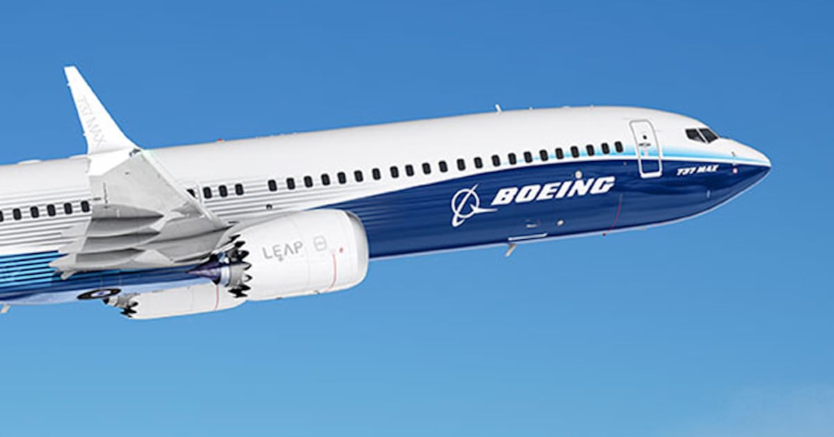 Boeing encontra falha no 737 MAX que afeta a função de navegação automatizada durante pouso