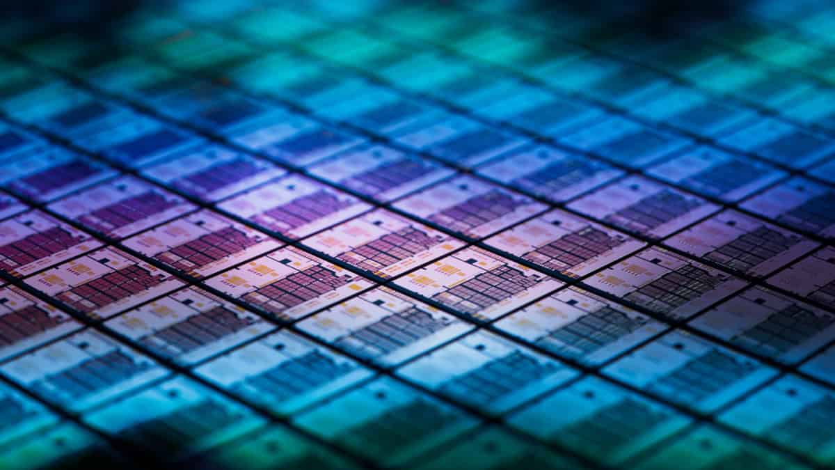 Imagem da matéria: Preços de PCs podem cair em 2027 após nova alta, prevê CEO da Acer em meio à crise global de memória