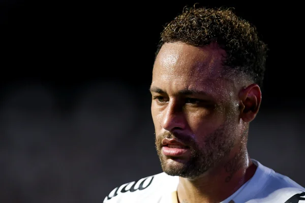 Neymar lamenta eliminação do Santos após provocar torcida do Atlético-MG