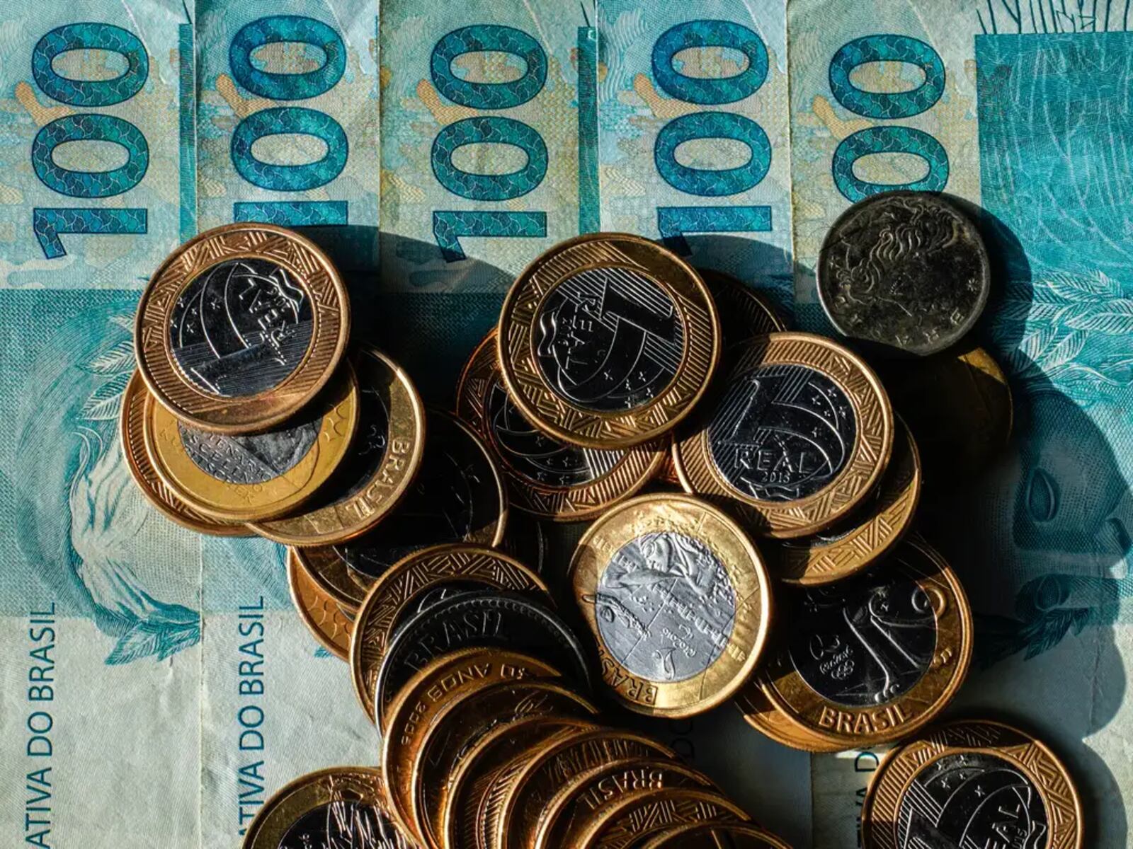 Valor não fica parado na conta corrente e passa a render