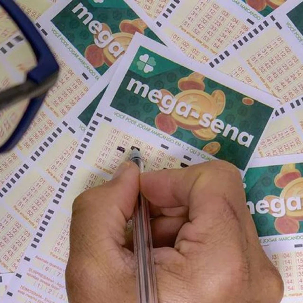 Mega-Sena 3063 sorteia R$ 43,5 milhões neste domingo (27/9). Veja resultado
