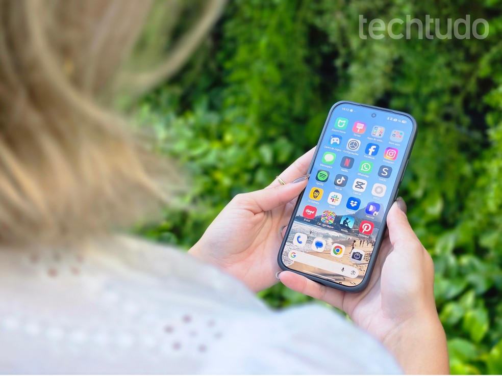 Xiaomi 17T vs Poco X8 Pro: o que realmente muda entre os celulares?