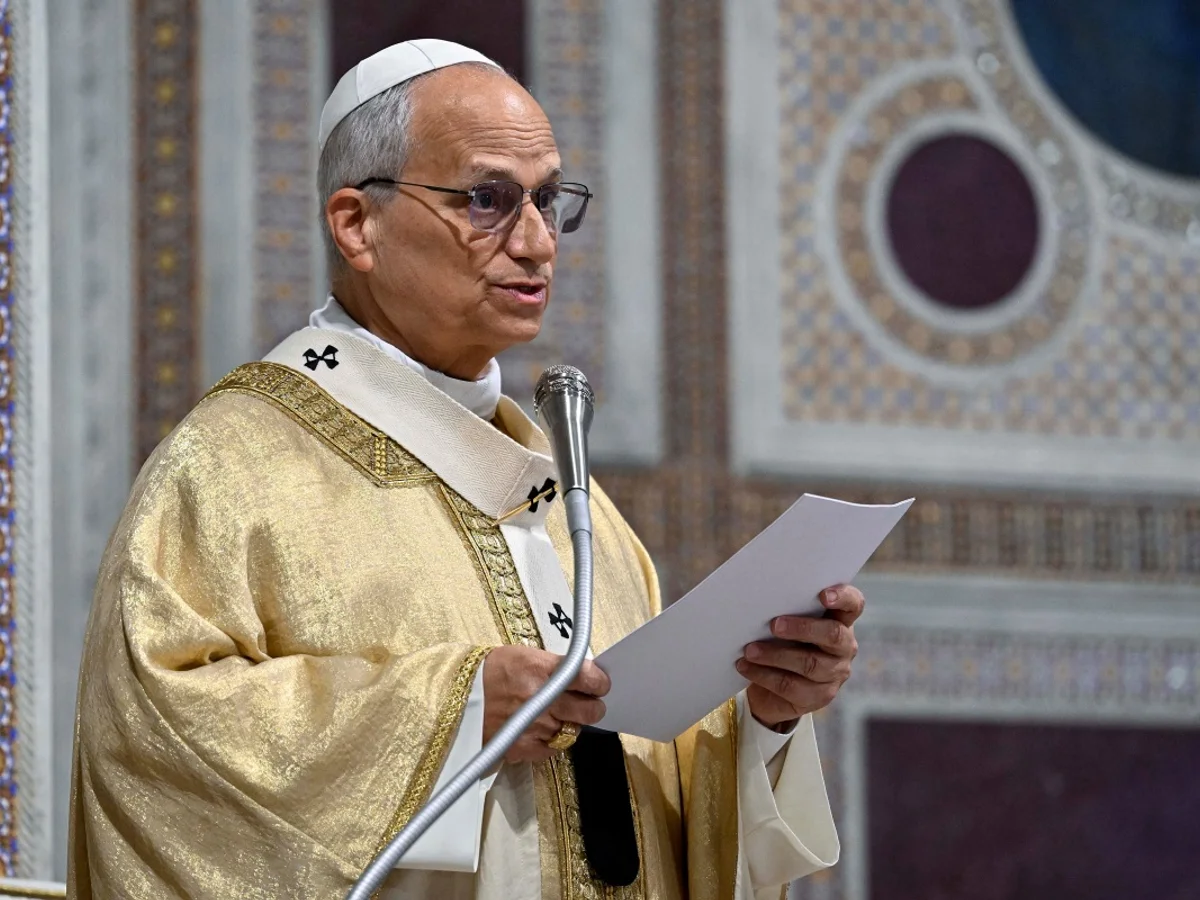 Papa Leão teve noite tranquila e tomou café da manhã, diz Vaticano