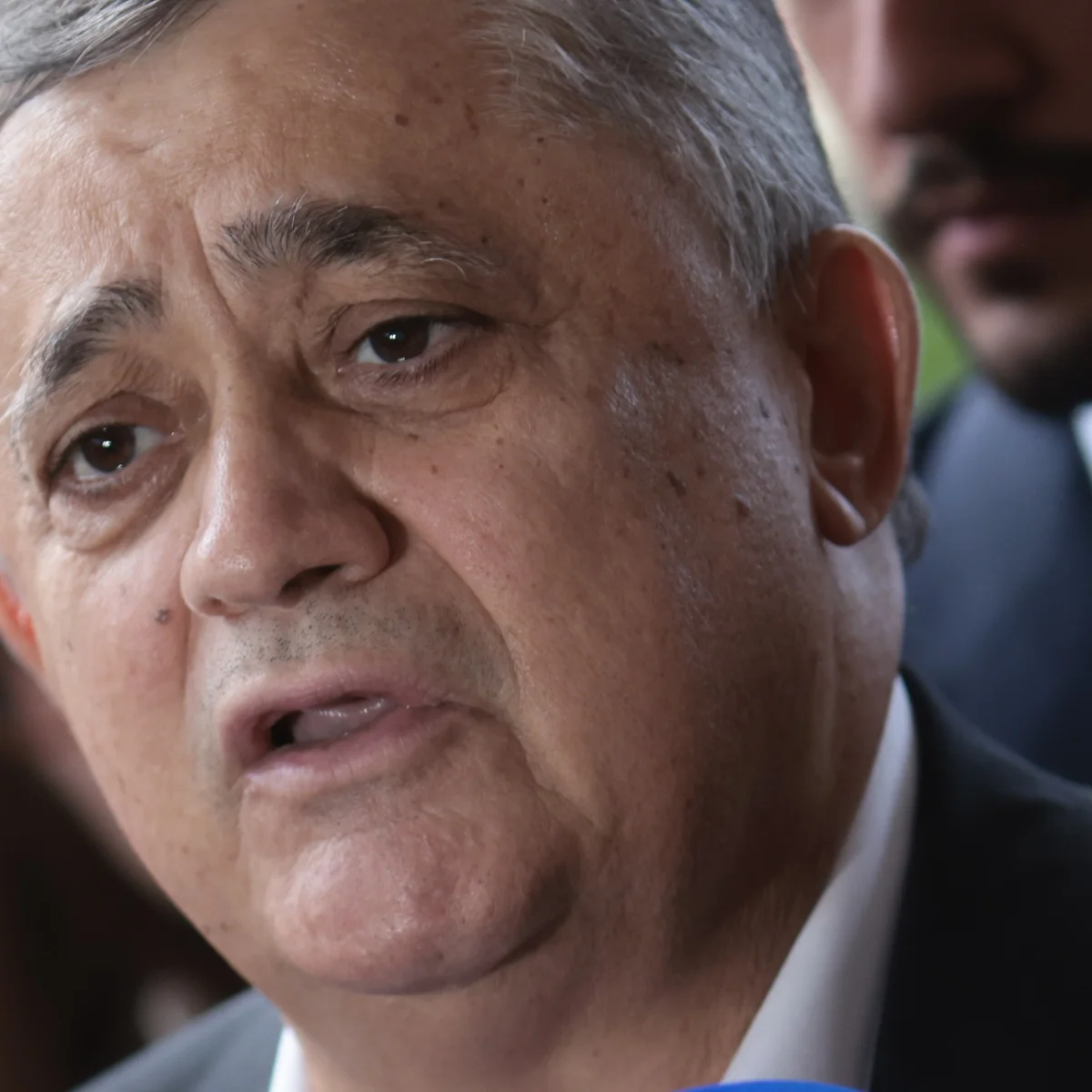 Guimarães diz que "paga para ver" bolsonaristas votarem contra fim da 6x1
