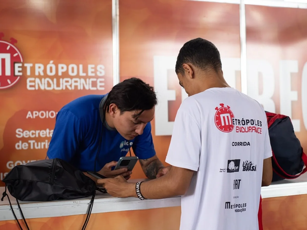 Retirada de kits agita Vila do Metrópoles Endurance Corrida nesta sexta