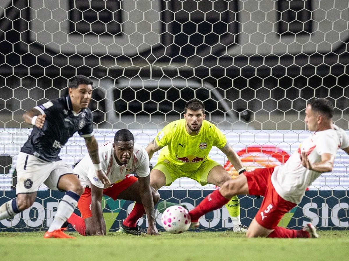 Em jogo com gols anulados, Remo e Bragantino empatam pelo Brasileirão