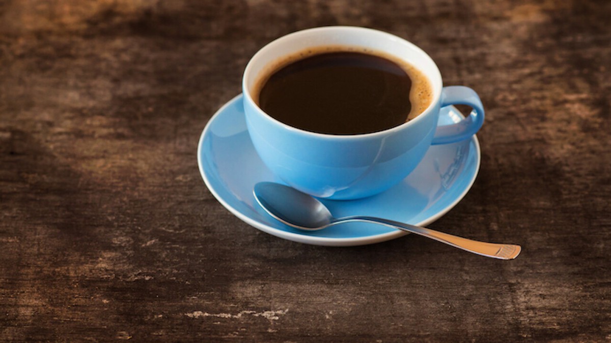 6 oncologistas dão 1 conselho para todos que bebem café todos os dias