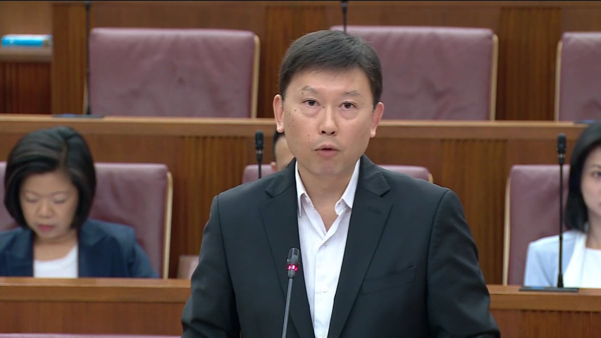 Chee Hong Tat sobre os custos de empréstimo e disponibilidade de crédito em Singapura