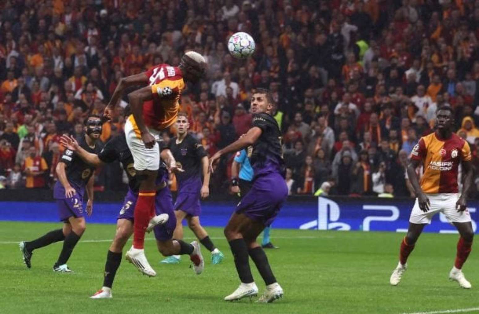 Time turco saiu na frente, mas n&atilde;o aguentou a press&atilde;o &ndash;