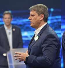 Tarcísio e Haddad disputam o governo de São Paulo Foto: Renato Pizzutto/Band/Divulgação / Estadão