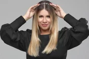 Imagem da matéria: Marília Mendonça evitou músicas próprias para fugir de fofocas, diz livro