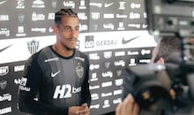 Renê, que estava fechado com Corinthians, tem mais gols do que os 8 atacantes do Timão