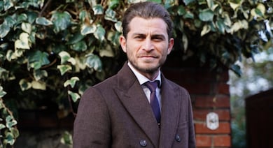 Atos impulsivos e ausência de responsabilidade: veja o perfil psicológico de Mert em Iludida